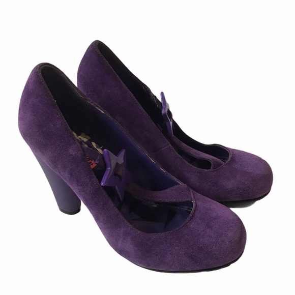 Betseyville XOX Betsey Star Strap Suede Heels 8 - Picture 2 of 8